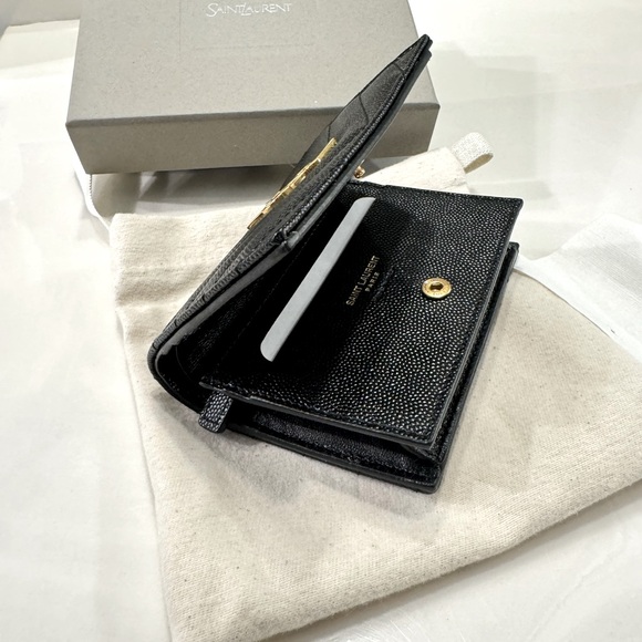 YSL CASSANDRE MATELASSÉ FLAP CARD CASE IN GRAIN DE POUDRE EMBOSSED LEATHER - Picture 2 of 6